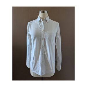 NWOT Uniqlo White Oxford Buttondown